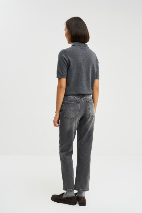 джинсы прямые укороченные  по цене 1780 руб вид справа