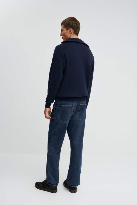 джинсы прямые по цене 1760 руб вид справа