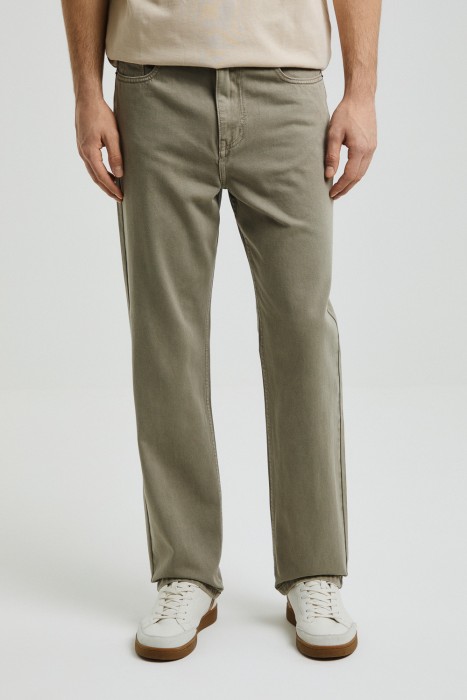 джинсы прямые из россии вид сбоку