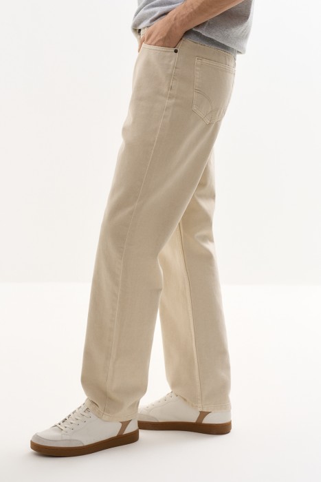 джинсы прямые из россии вид сбоку