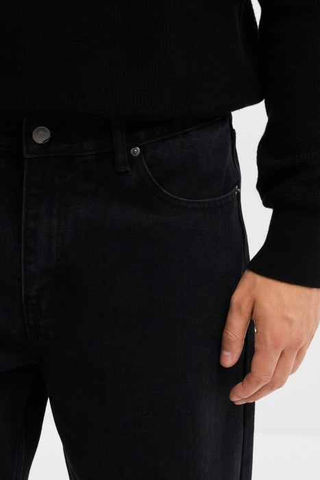 джинсы прямые от бренда снежная королева вид слева