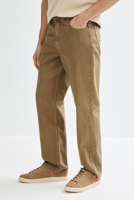 джинсы прямые из россии вид сбоку