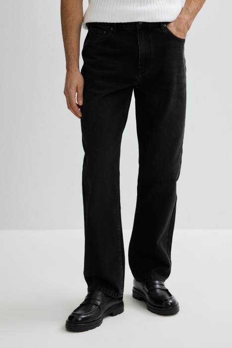 джинсы прямые от бренда снежная королева вид слева