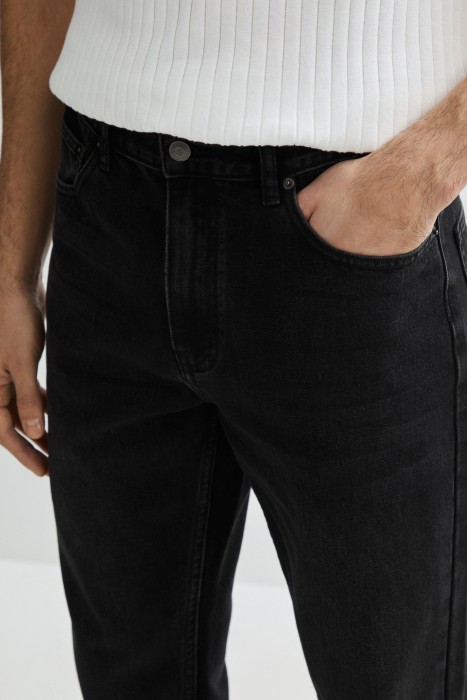 джинсы прямые из россии вид сбоку