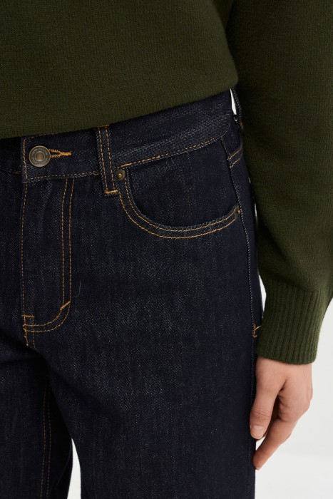 джинсы прямые от бренда снежная королева вид слева