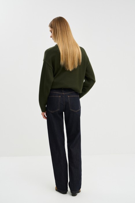 джинсы прямые по цене 2220 руб вид справа