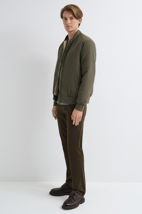 джинсы прямые от бренда снежная королева вид слева