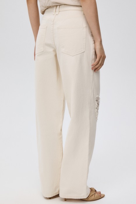 джинсы с кружевной вставкой по цене 3680 руб вид справа