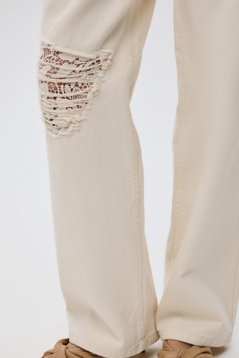 джинсы с кружевной вставкой из россии вид сбоку