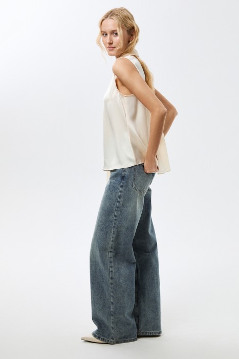 Товар с артикулом 805221003 вид сзади