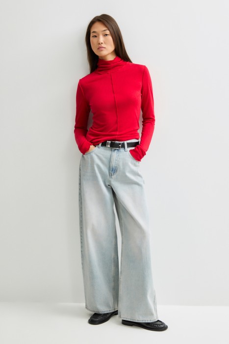 джинсы широкие из россии вид сбоку