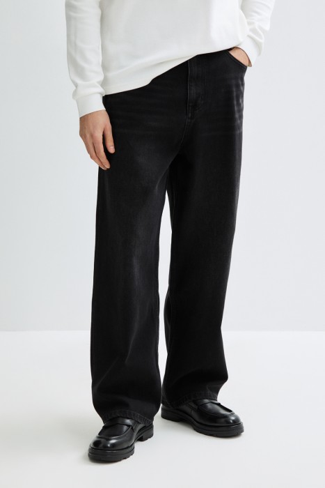 джинсы широкие от бренда снежная королева вид слева