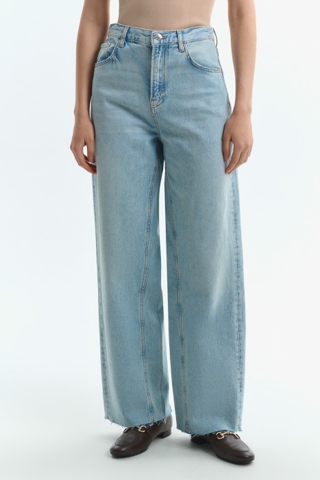 джинсы straight от бренда снежная королева вид слева