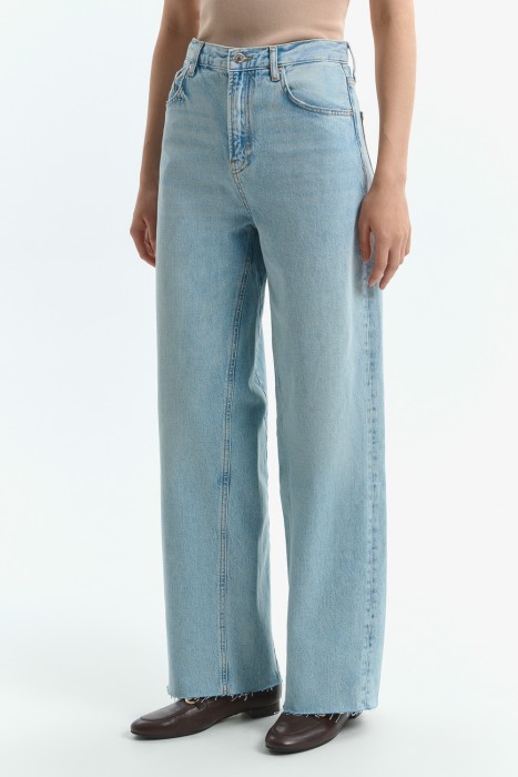 Товар с артикулом 755776003 вид сзади