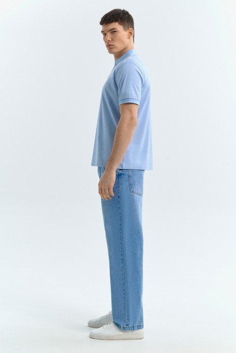 джинсы свободного кроя от бренда снежная королева вид слева