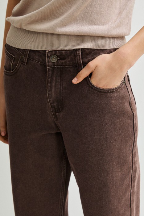 джинсы укороченные из россии вид сбоку