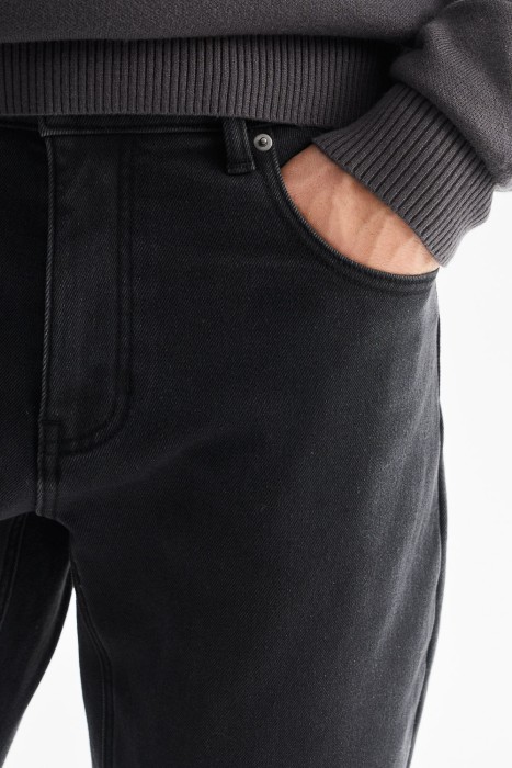 джинсы зауженные утепленные от бренда снежная королева вид слева