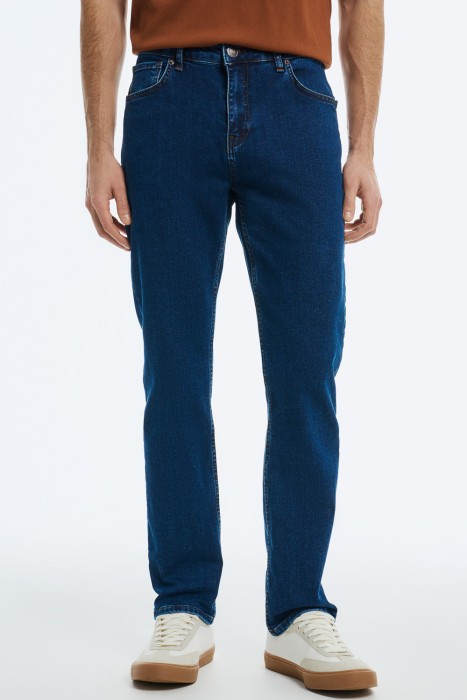 джинсы зауженные  от бренда снежная королева вид слева