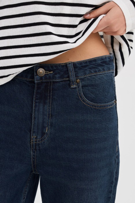 джинсы зауженные  от бренда снежная королева вид слева