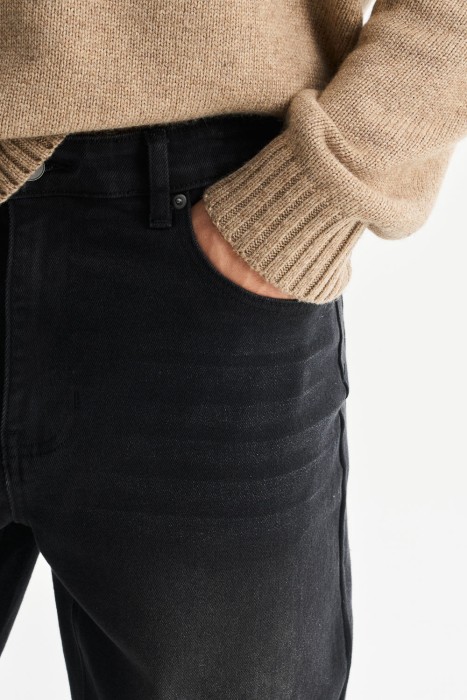 джинсы от бренда снежная королева вид слева