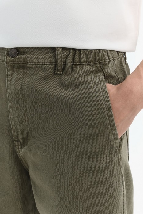 джинсы от бренда снежная королева вид слева