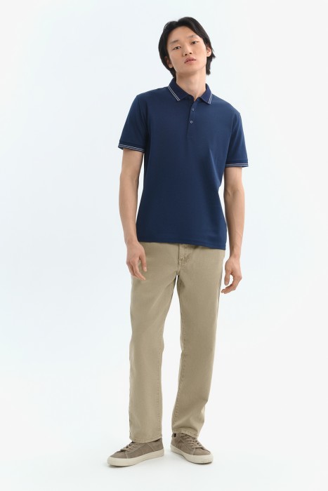 джинсы от бренда снежная королева вид слева