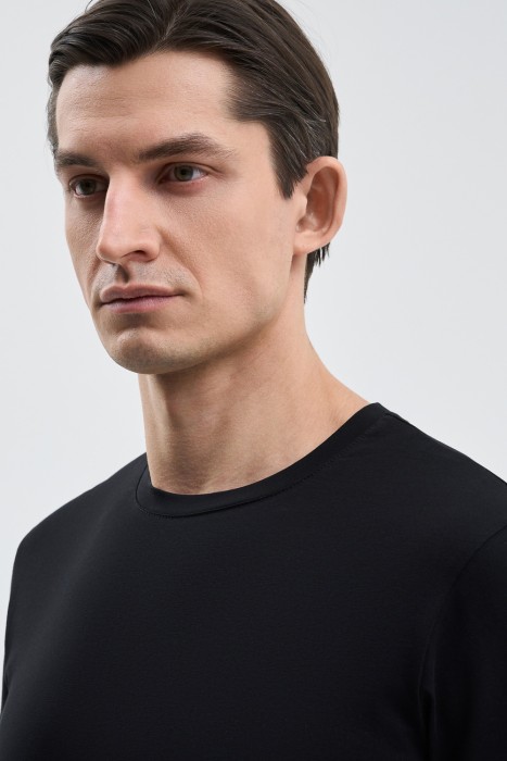 футболка из хлопка из россии вид сбоку