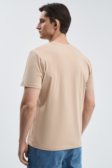 футболка из хлопка по цене 630 руб вид справа