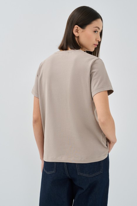 футболка из хлопка по цене 560 руб вид справа