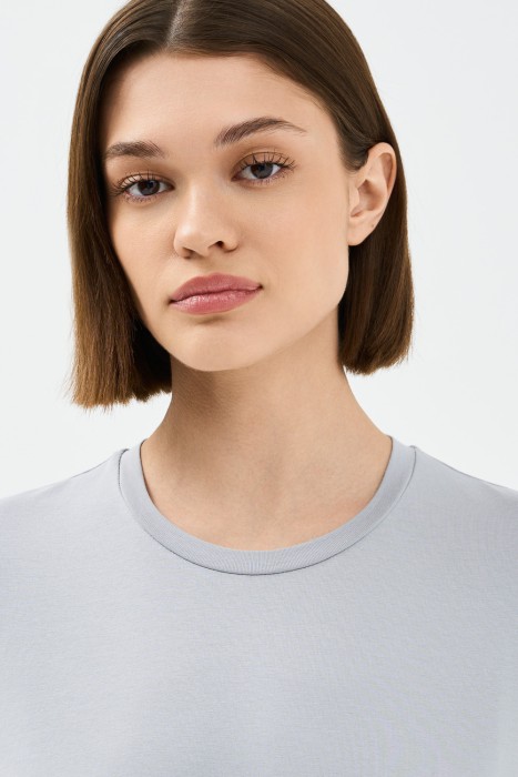 футболка из хлопка из россии вид сбоку