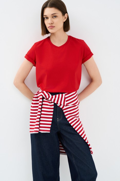 футболка из хлопка от бренда снежная королева вид слева