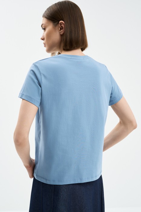 футболка из хлопка по цене 560 руб вид справа