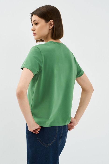 футболка из хлопка по цене 560 руб вид справа