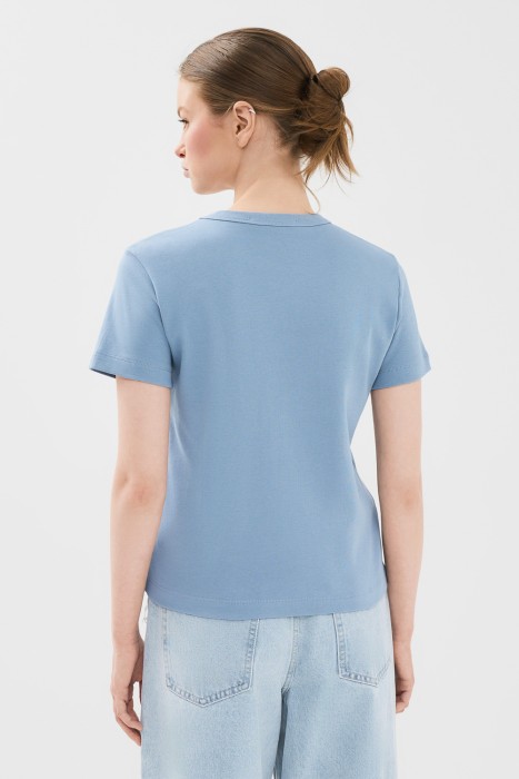 футболка из хлопка по цене 720 руб вид справа