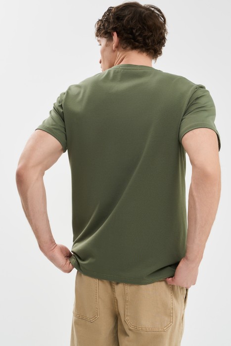 футболка из хлопка по цене 960 руб вид справа