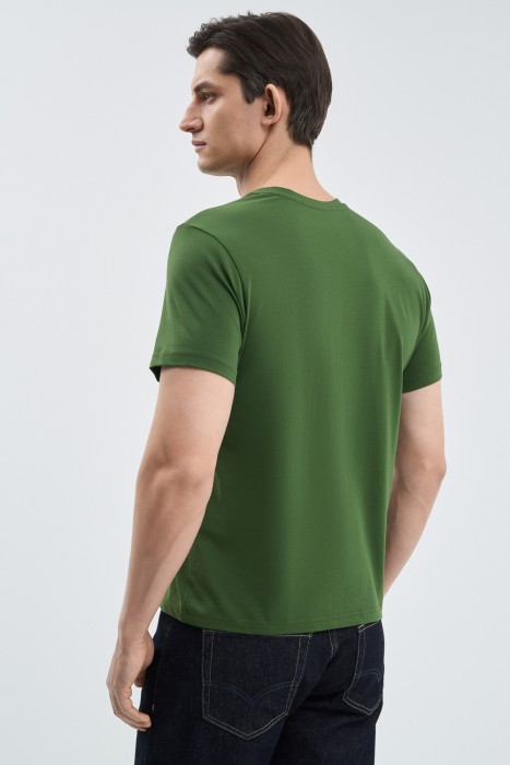 футболка из хлопка по цене 630 руб вид справа