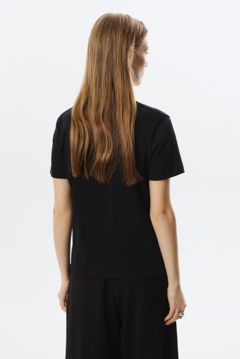 футболка из хлопка из россии вид сбоку