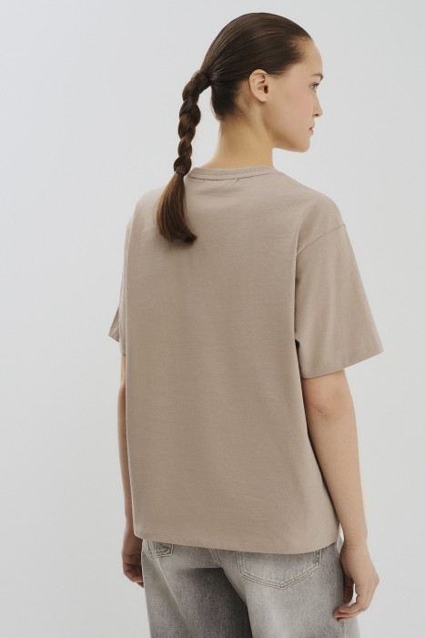 футболка из хлопка по цене 560 руб вид справа