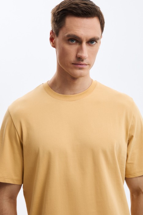 футболка из хлопка из россии вид сбоку