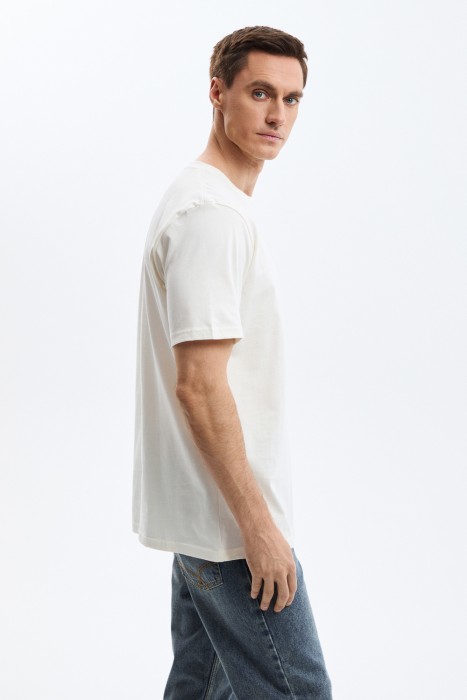 футболка из хлопка по цене 1160 руб вид справа