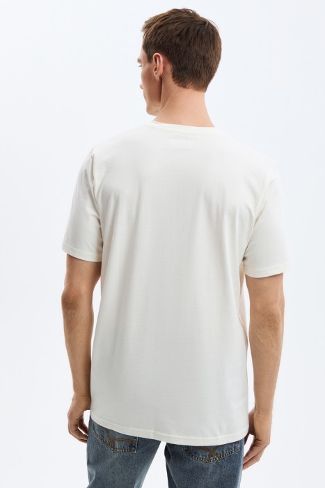 футболка из хлопка из россии вид сбоку