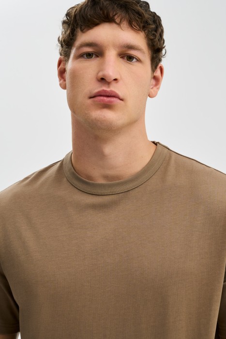 футболка из хлопка от бренда снежная королева вид слева