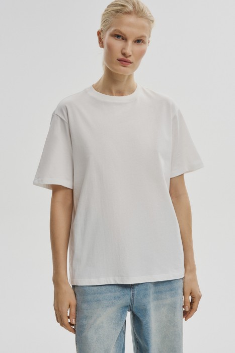 футболка из хлопка от бренда снежная королева вид слева