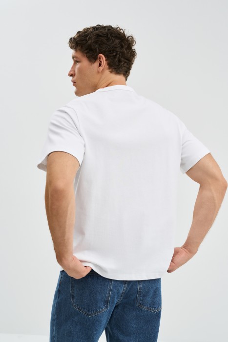 футболка из хлопка по цене 680 руб вид справа