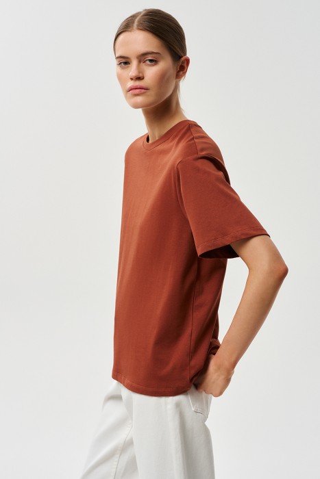 футболка из хлопка от бренда снежная королева вид слева