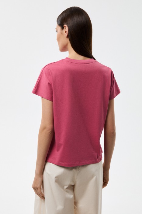 футболка из хлопка по цене 1290 руб вид справа