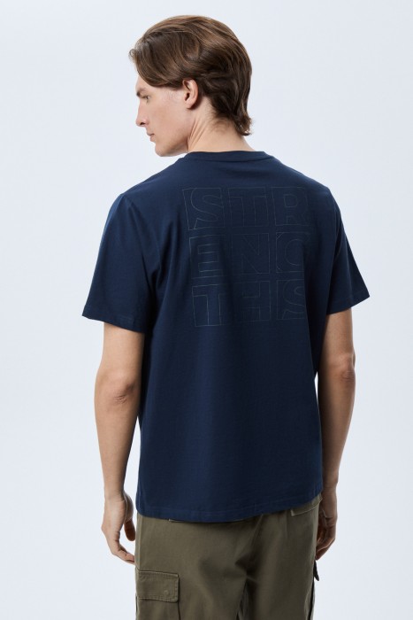 футболка из хлопка по цене 1630 руб вид справа