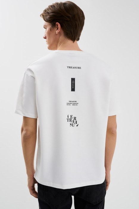 футболка оверсайз по цене 1290 руб вид справа