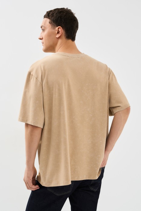 футболка оверсайз по цене 960 руб вид справа