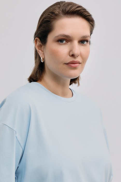 футболка оверсайз по цене 1150 руб вид справа